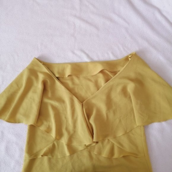 Zara Mustard Yellow Flowy Oversized Ruffled Dress - Picture 5 of 9